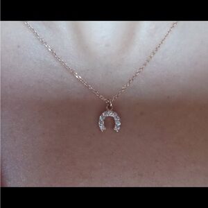 Elegant 14k diamonds Rose Gold Horseshoe Necklace
